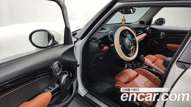 Mini Cooper — Фото автомобиля 10