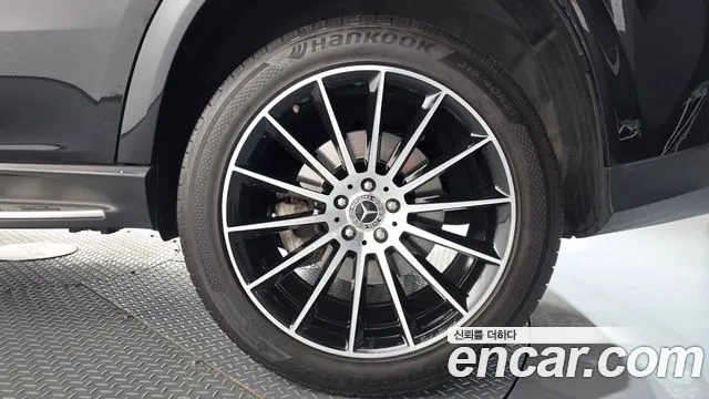Mercedes-Benz GLE-Class — Фото автомобиля 6