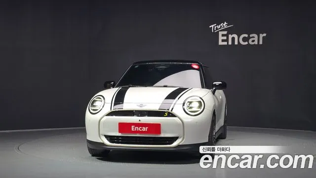 Mini Cooper — Фото автомобиля 3