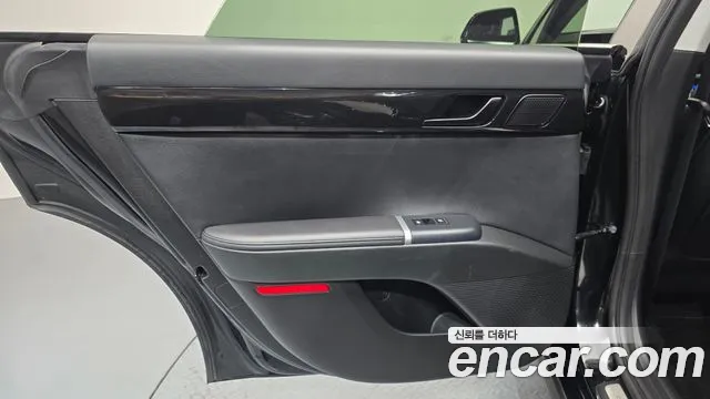 Hyundai Grandeur GN7 — Фото автомобиля 14