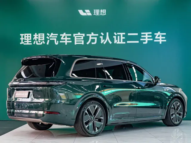 Li Auto L9 — Фото автомобиля 4