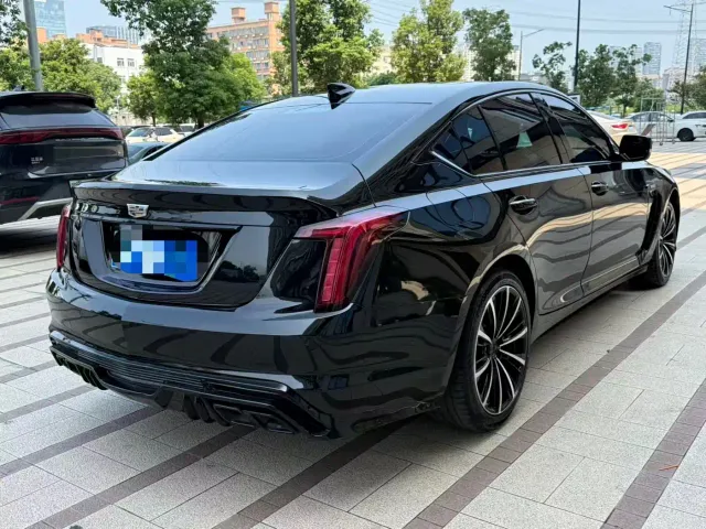 Cadillac CT5 — Фото автомобиля 12