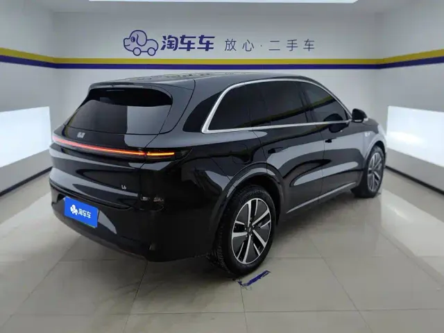 Li Auto L6 — Фото автомобиля 3