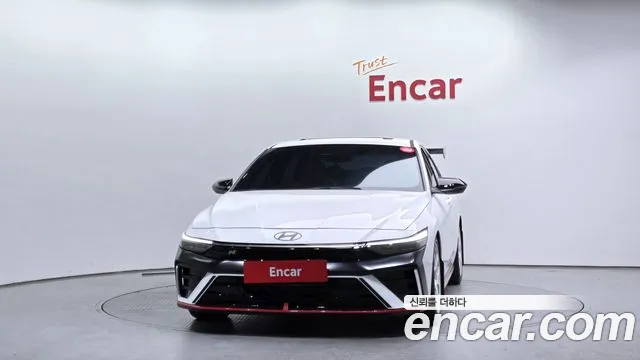 Hyundai AVANTE — Фото автомобиля 3