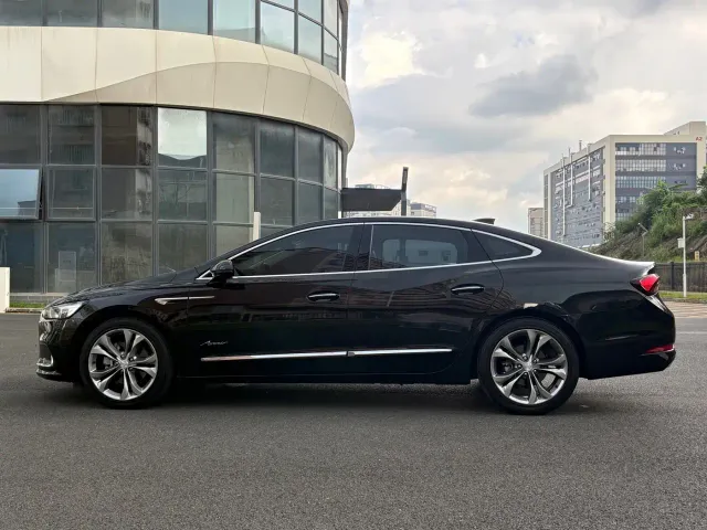 Buick LaCrosse — Фото автомобиля 7