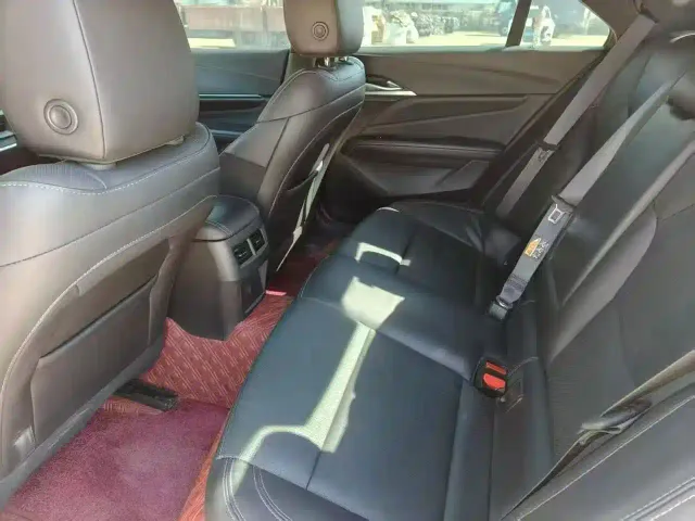 Cadillac CT4 — Фото автомобиля 6