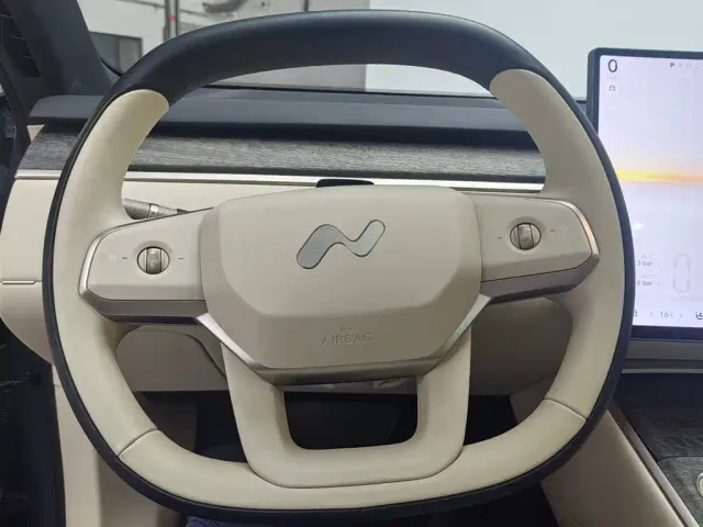 Onvo L90 — Фото автомобиля 2