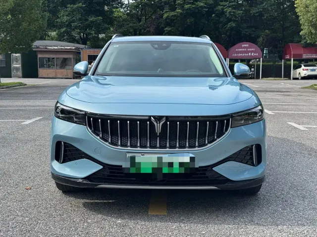 Voyah Auto VOYAH FREE 2021 2WD Standard Pure Electric Edition — Фото автомобиля 2