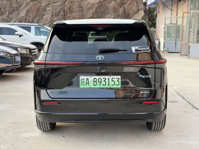Toyota BoZhi 3X — Фото автомобиля 6