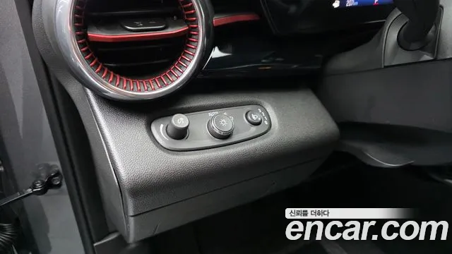 ChevroletGMDaewoo Trax Trax Кроссовер — Фото автомобиля 18