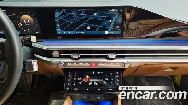 Hyundai Grandeur Grandeur (GN7) 2.5 Бензин 2WD — Фото автомобиля 12