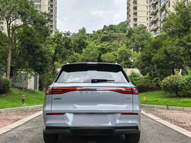 Geely Galaxy E5 — Фото автомобиля 15