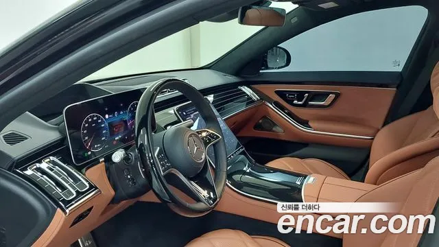 Mercedes-Benz S-Class — Фото автомобиля 13