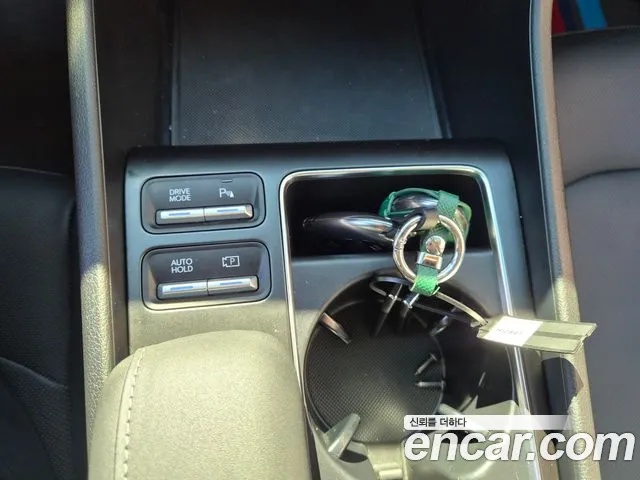 Hyundai Sonata — Фото автомобиля 12