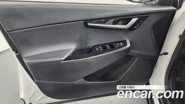 Kia EV6 Long Range — Фото автомобиля 23