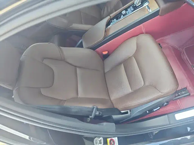 Volvo S90 — Фото автомобиля 17