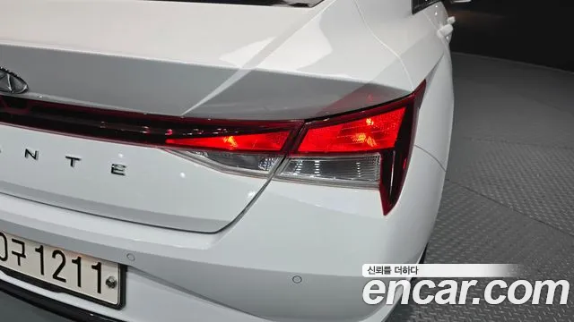 Hyundai AVANTE — Фото автомобиля 23