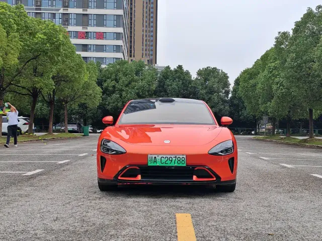 Xiaomi SU7 — Фото автомобиля 2