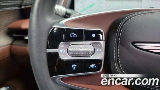 Genesis G90 Бензин 3.5 турбо AWD — Фото автомобиля 25