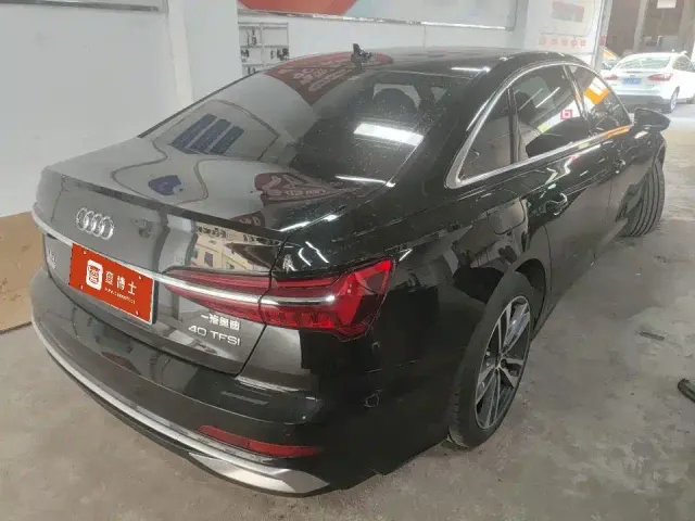 Audi A6L — Фото автомобиля 4