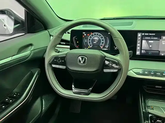 Changan Raeton Plus — Фото автомобиля 10