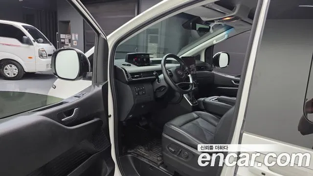 Hyundai Staria — Фото автомобиля 10