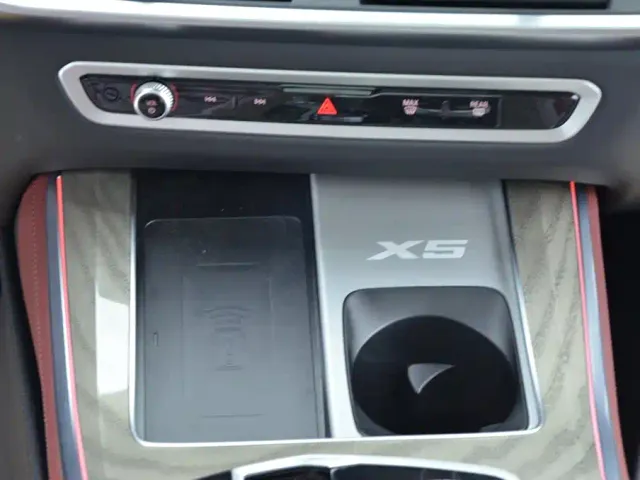 BMW X5 — Фото автомобиля 8