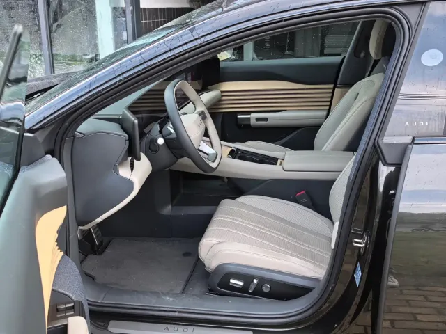 Audi E5 Sportback — Фото автомобиля 8