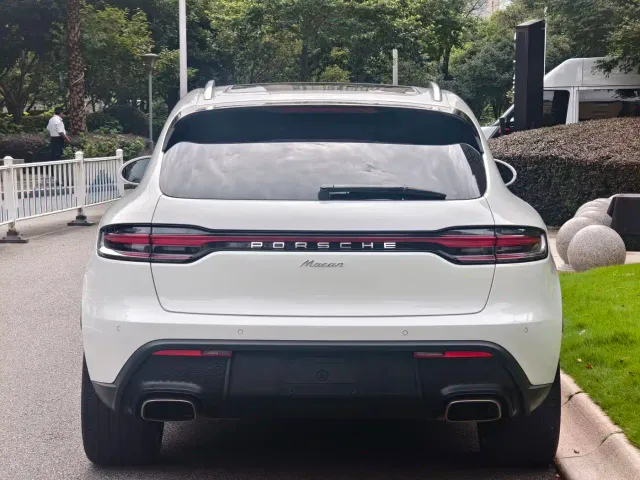 Porsche Macan — Фото автомобиля 6