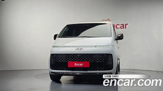 Hyundai Staria — Фото автомобиля 3