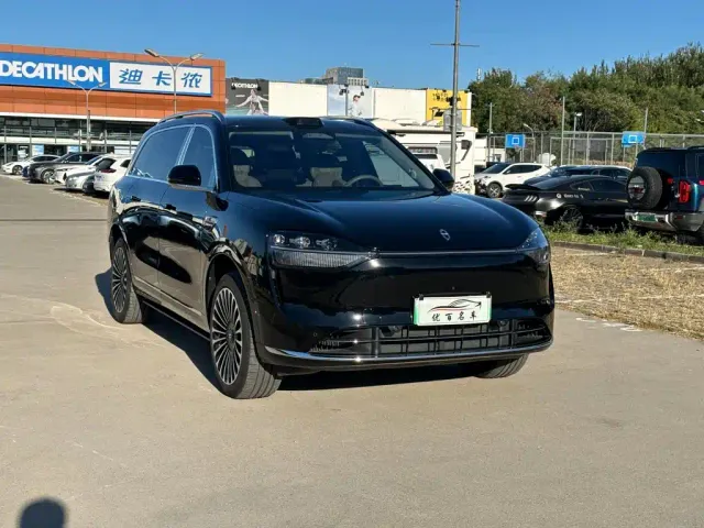 Aito M9 — Фото автомобиля 3