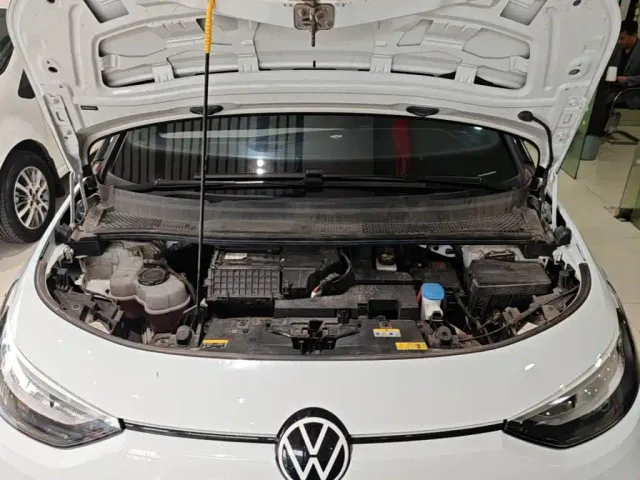 Volkswagen ID.3 — Фото автомобиля 19