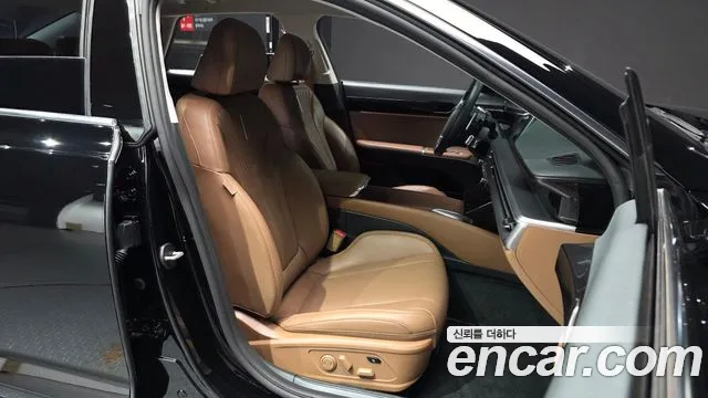 Hyundai Grandeur GN7 — Фото автомобиля 17