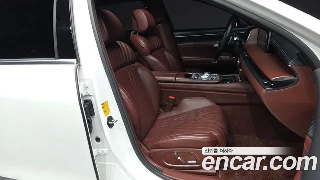 Genesis G90 Бензин 3.5 турбо AWD — Фото автомобиля 7