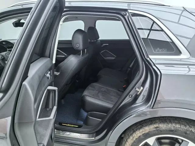 Audi Q3 — Фото автомобиля 9