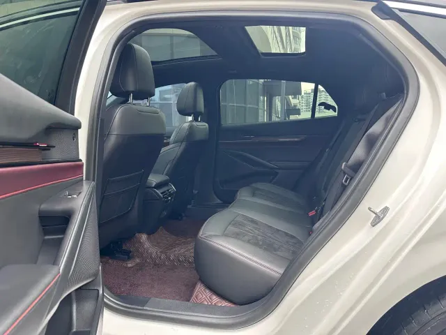 Ford Mondeo — Фото автомобиля 10