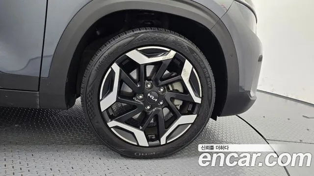 Kia Seltos — Фото автомобиля 6