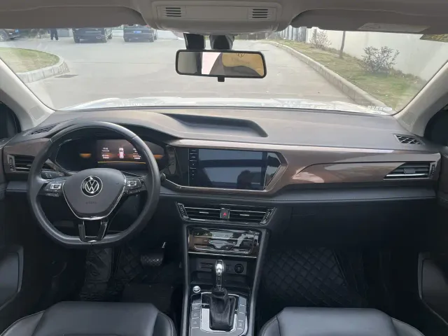 Volkswagen Tharu — Фото автомобиля 13