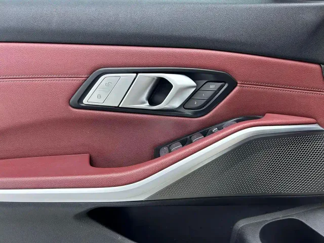 BMW 3 Series — Фото автомобиля 15