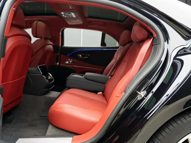 Bentley Flying Spur — Фото автомобиля 11