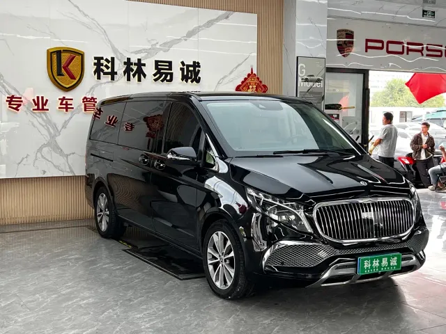 Mercedes-Benz V-Class — Фото автомобиля 3