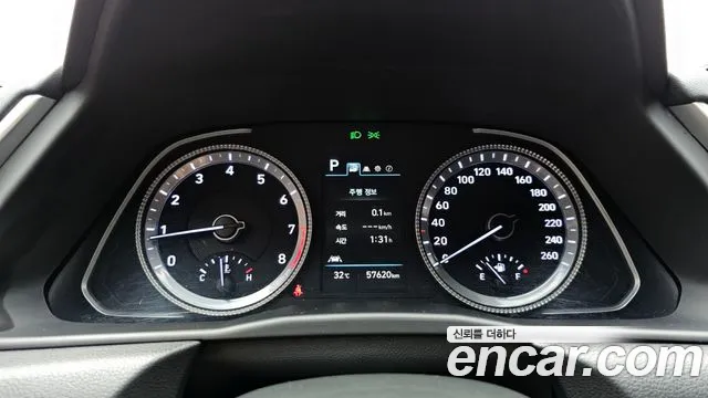 Hyundai Sonata Sonata (DN8) 2.0 LPG(Для проката) — Фото автомобиля 8