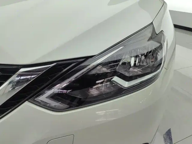 Nissan Sylphy — Фото автомобиля 5