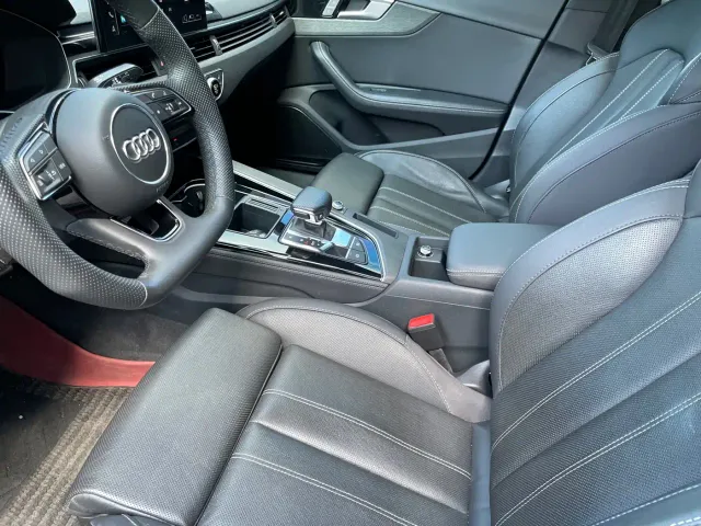 Audi A4L — Фото автомобиля 10