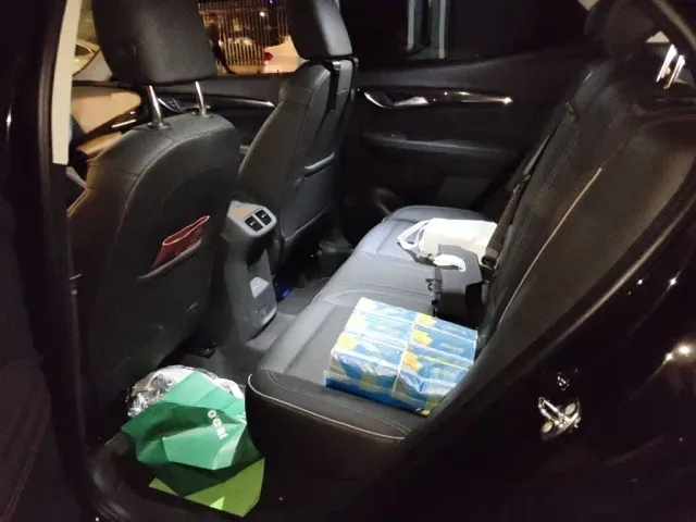 Buick Envision S — Фото автомобиля 18