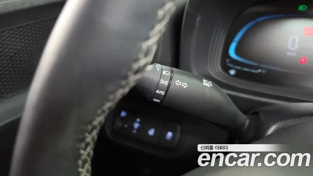 Hyundai Venue Venue 1.6 Premium — Фото автомобиля 30
