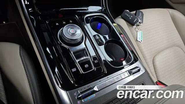 Kia Canival Carnival 4 поколение Дизель 7 мест Hi-Limousine — Фото автомобиля 9