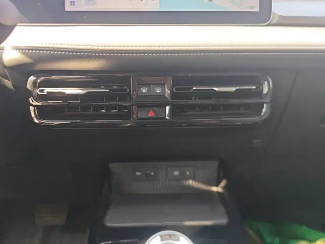 Geely Geometry E Firefly — Фото автомобиля 12