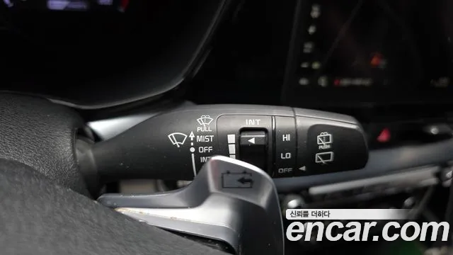 Kia Niro — Фото автомобиля 27
