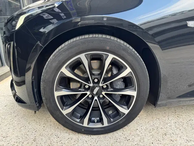 Cadillac CT5 — Фото автомобиля 26